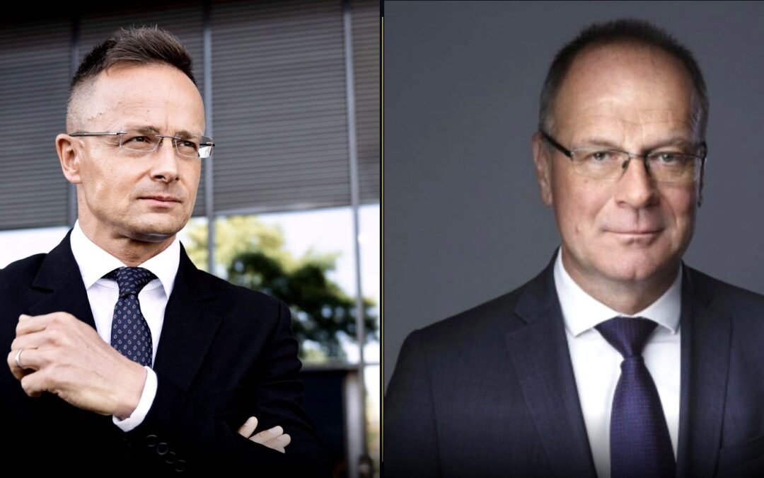 Szijjártó távozik, Navracsics visszalő
