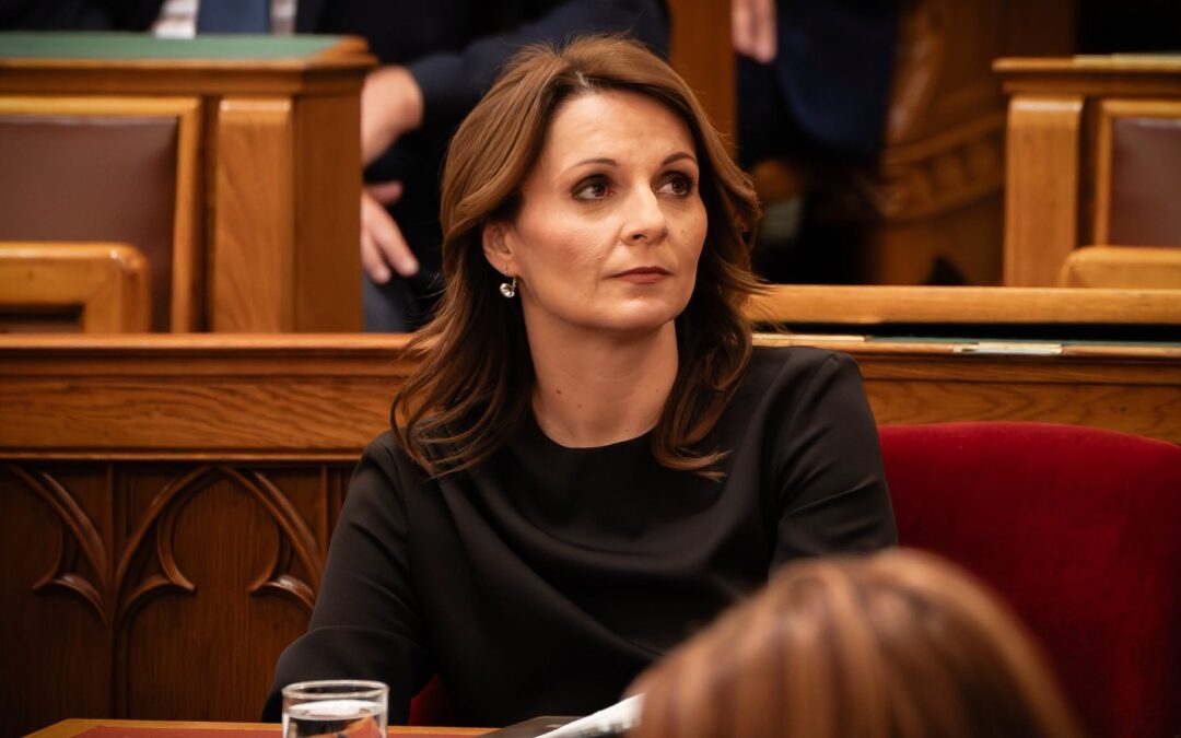Szétesett a vidékfejlesztési minisztérium – Inog Lőrincz Viktória széke?