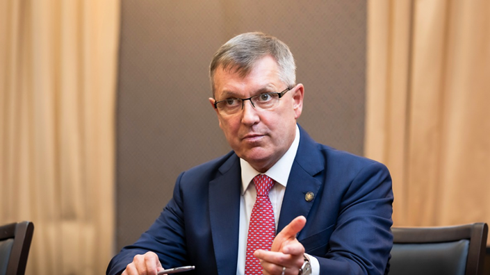 Matolcsy György videóban reagált az MNB-alapítványok vizsgálatára