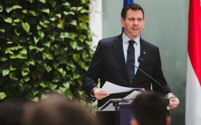 Vitézy Dávid és a Bringás Reggeli – a Facebook cáfolja a miniszter kijelentéseit